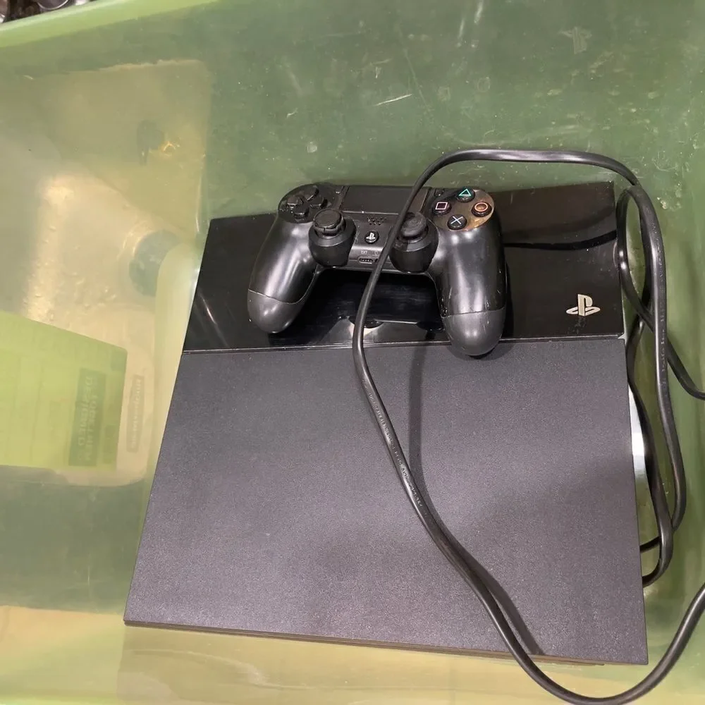 Sony PS4 Console w/ Controller – Tested Working – No Cords